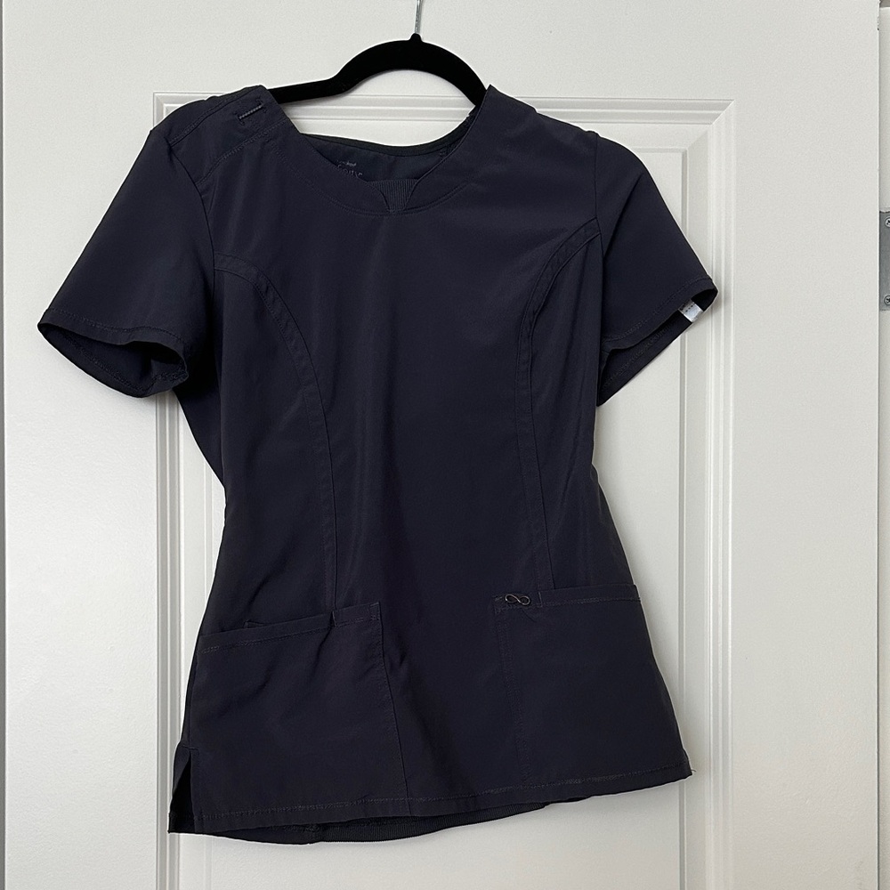 Cherokee Infinity Scrub top